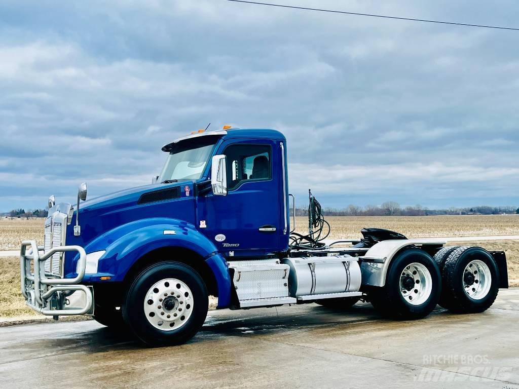 Kenworth T 880 Truck Tractor Units