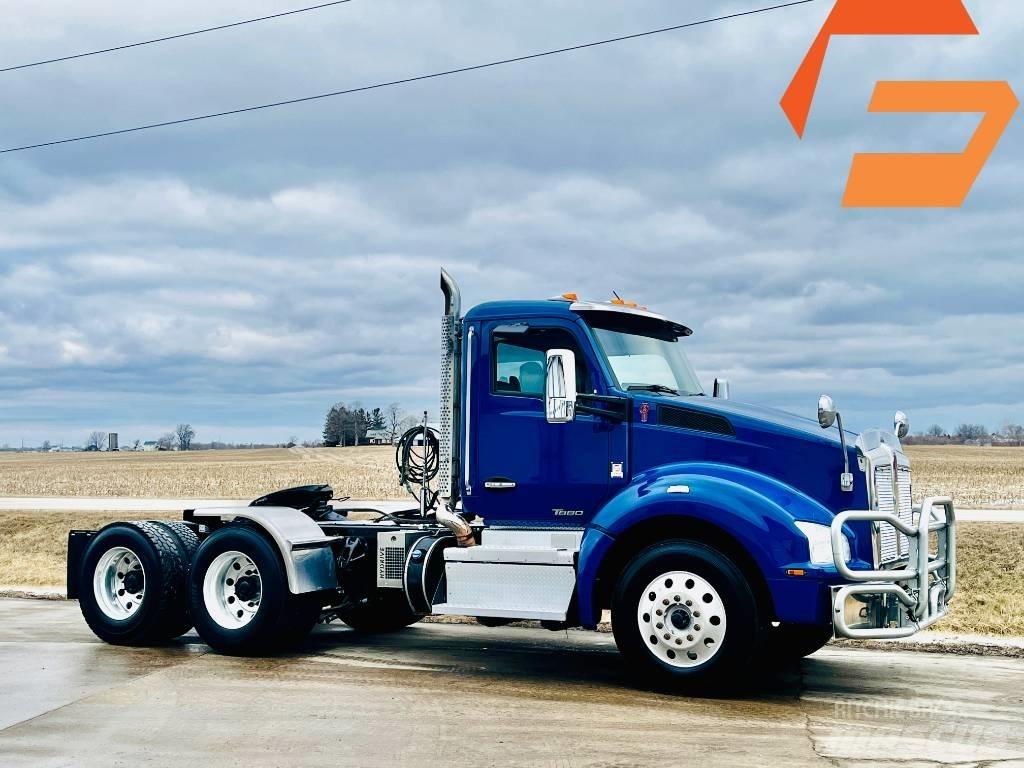 Kenworth T 880 Truck Tractor Units