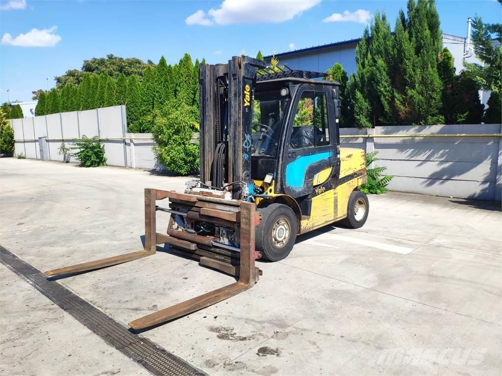Yale GDP50VX Diesel trucks