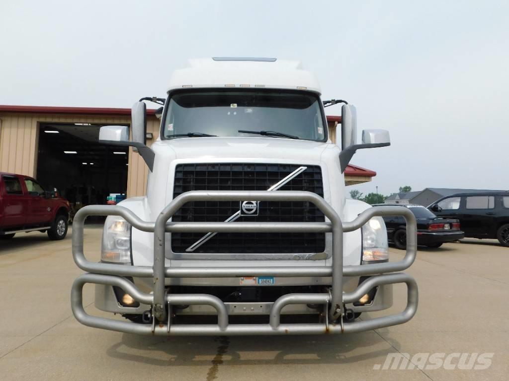 Volvo VNL Truck Tractor Units