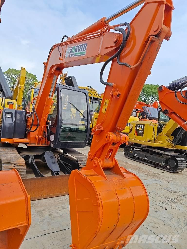 Hitachi ZX 70 Midi excavators  7t - 12t