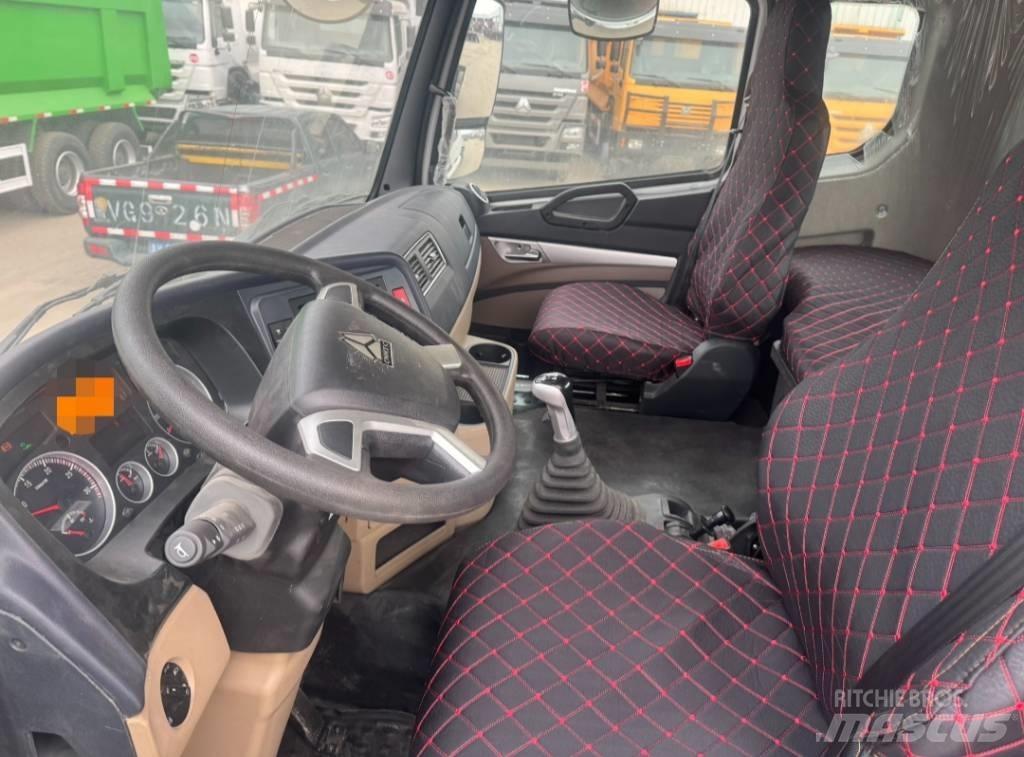 Howo NX Truck Tractor Units