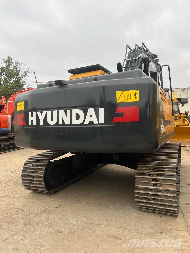 Hyundai HX 220HD Crawler excavators