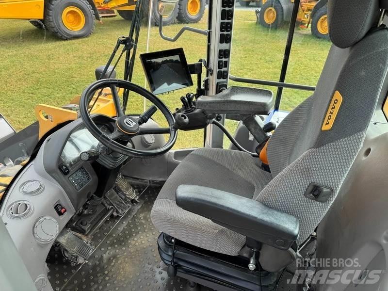 Volvo L 120 H Wheel loaders
