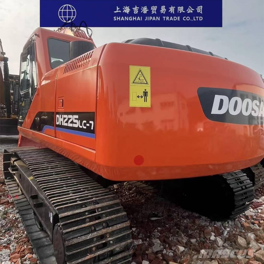 Doosan DH 225 Crawler excavators