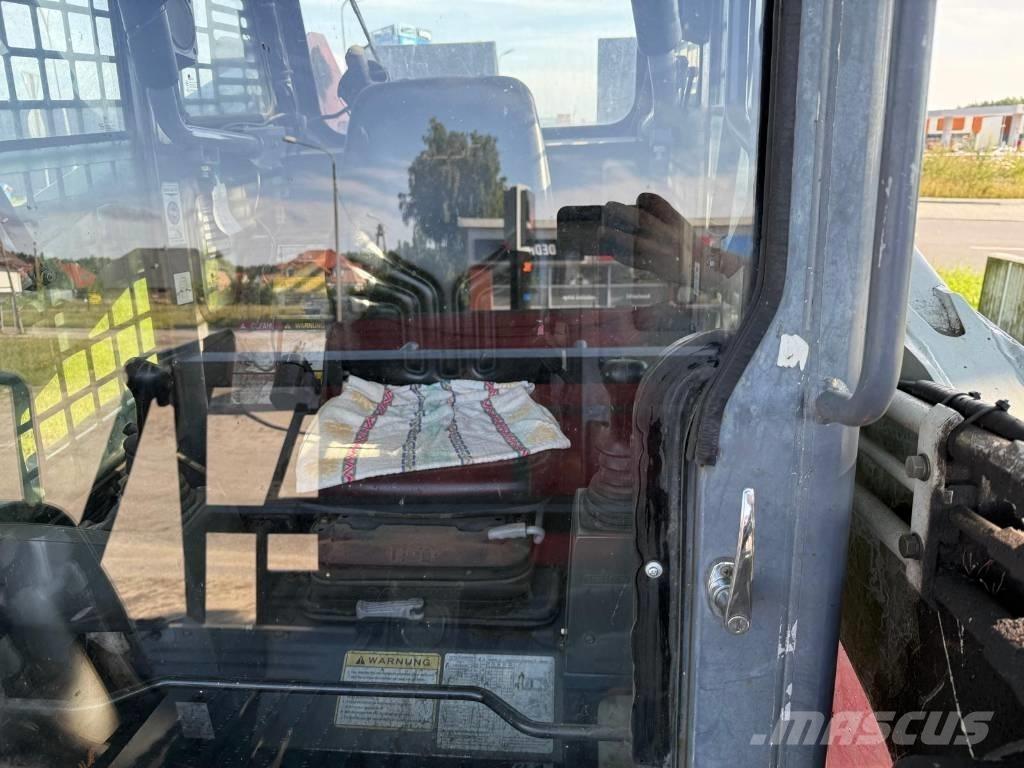 Takeuchi TL 250 Crawler FEL's