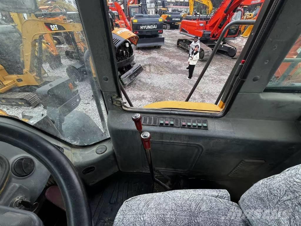 SDLG LG 953 Wheel loaders