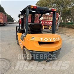 Toyota 62-7 FD N 30 Diesel trucks