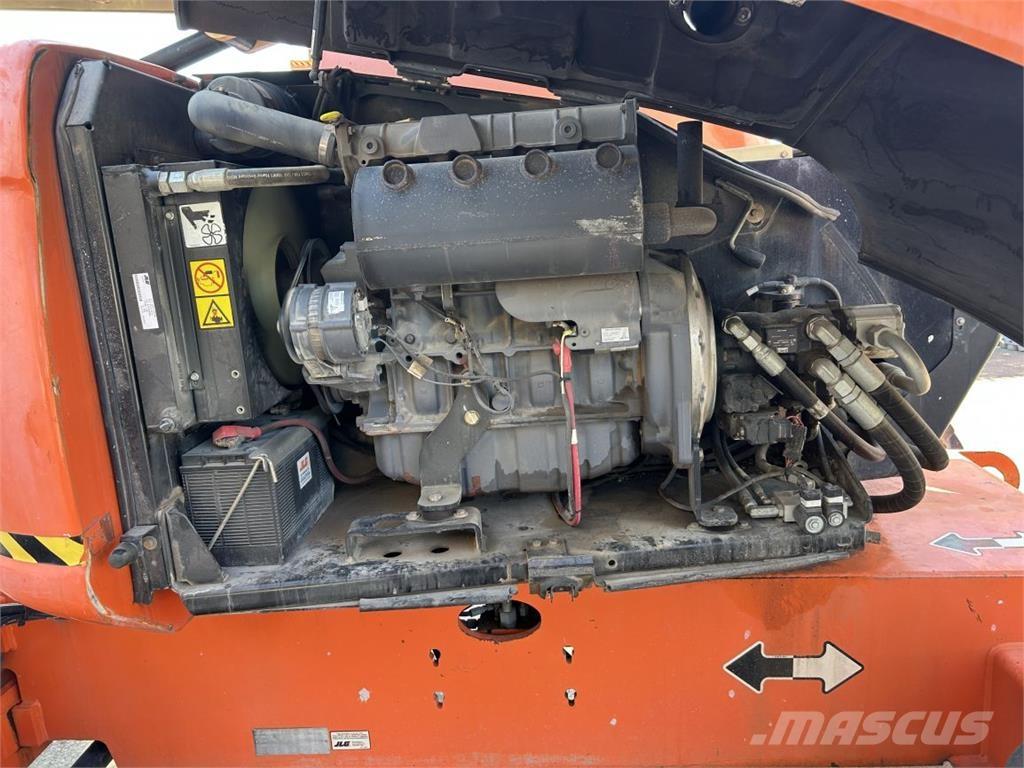 JLG 600 AJ (3218) Articulated boom lifts