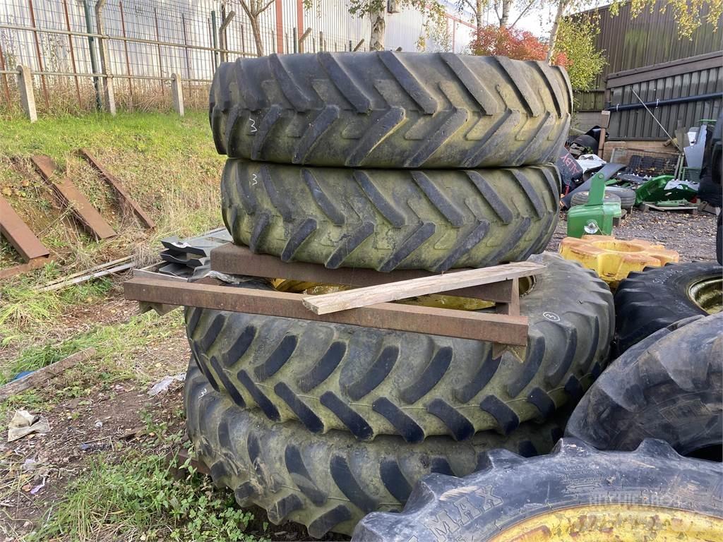  380/105R50 Tyres, wheels and rims