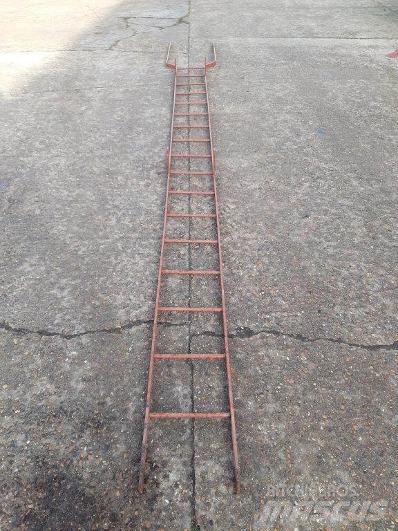 Access LADDER Other farming machines