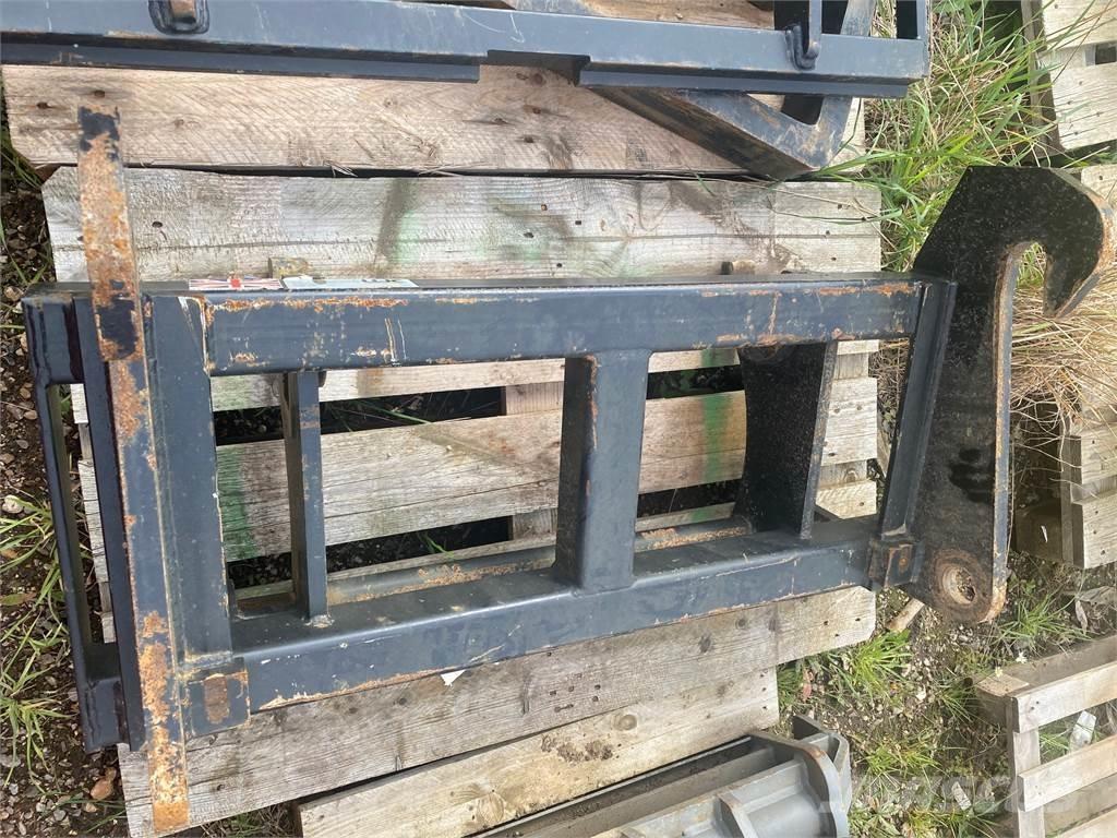  ADAPTOR PLATE Farming telehandlers