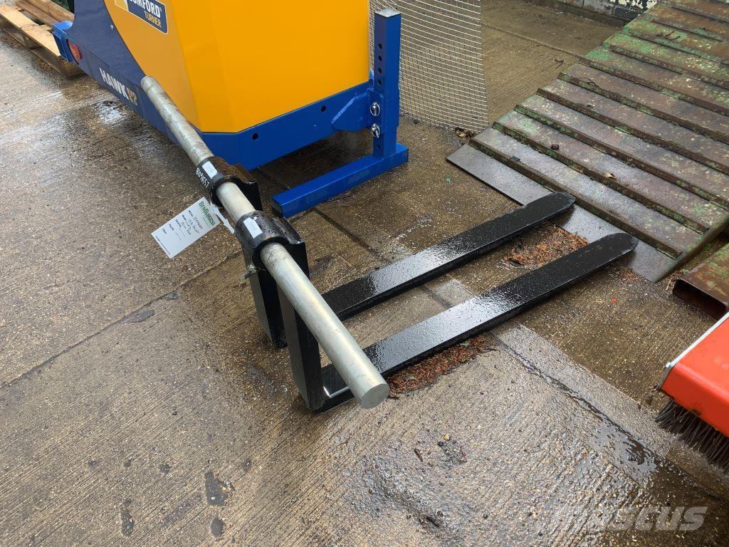  ATTACHMENTS Farming telehandlers