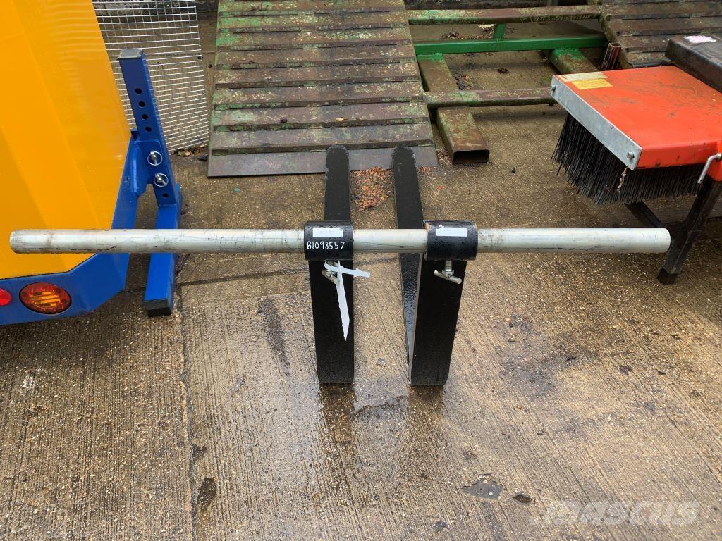  ATTACHMENTS Farming telehandlers
