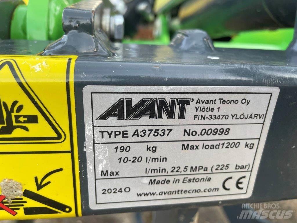 Avant AVA3757 Other farming machines