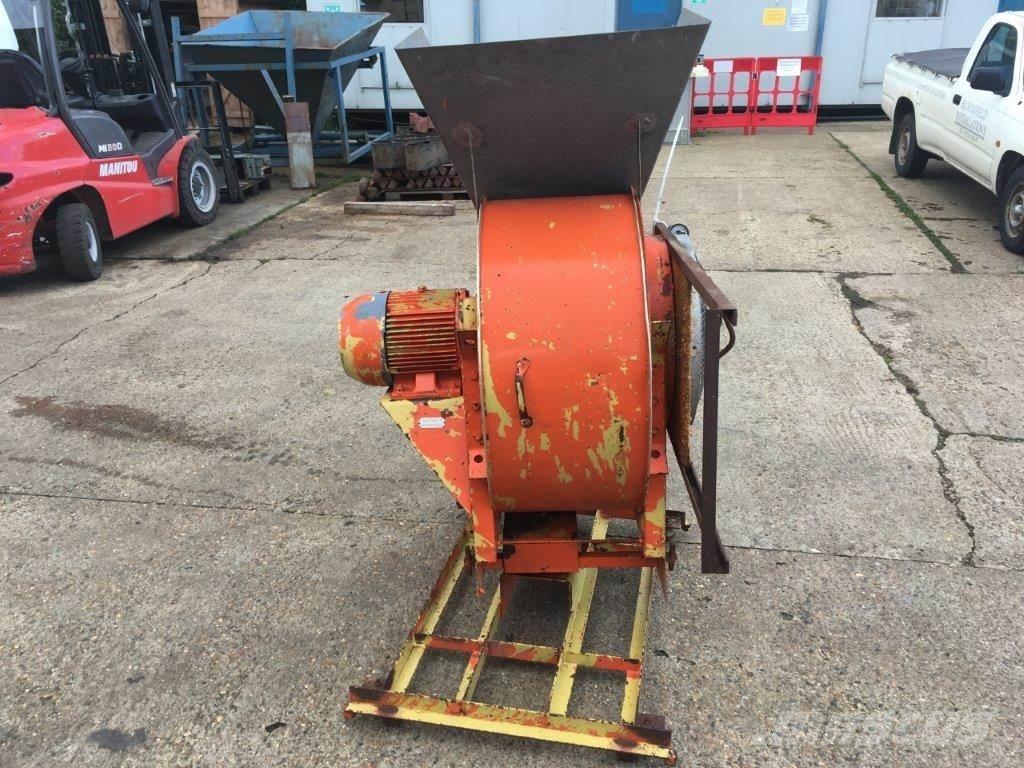  GRAIN THROWER Other farming machines