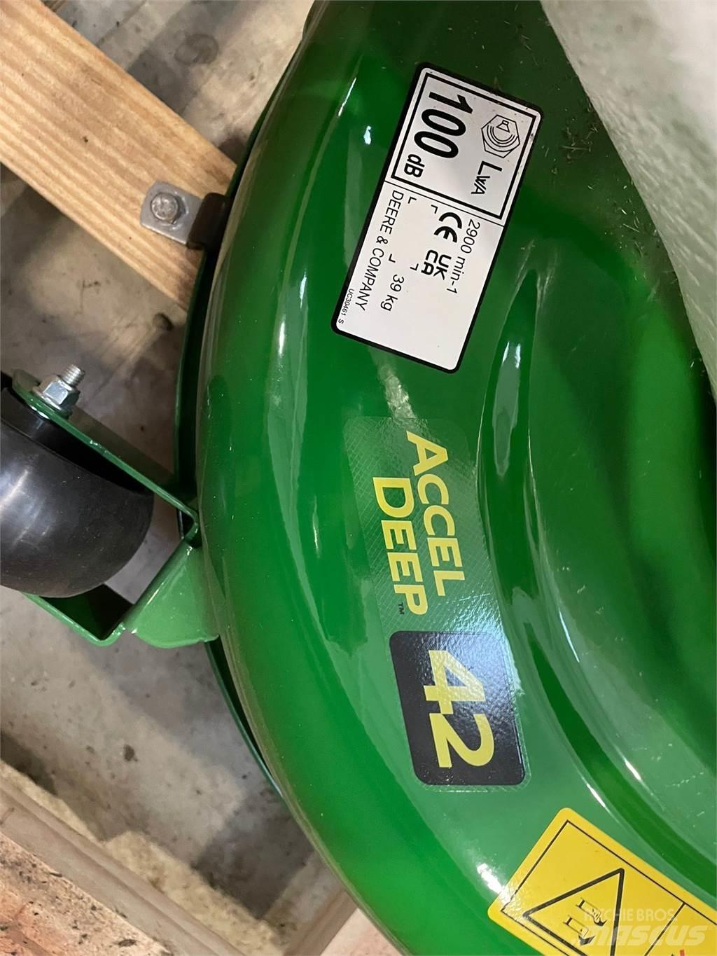 John Deere 42A Other farming machines