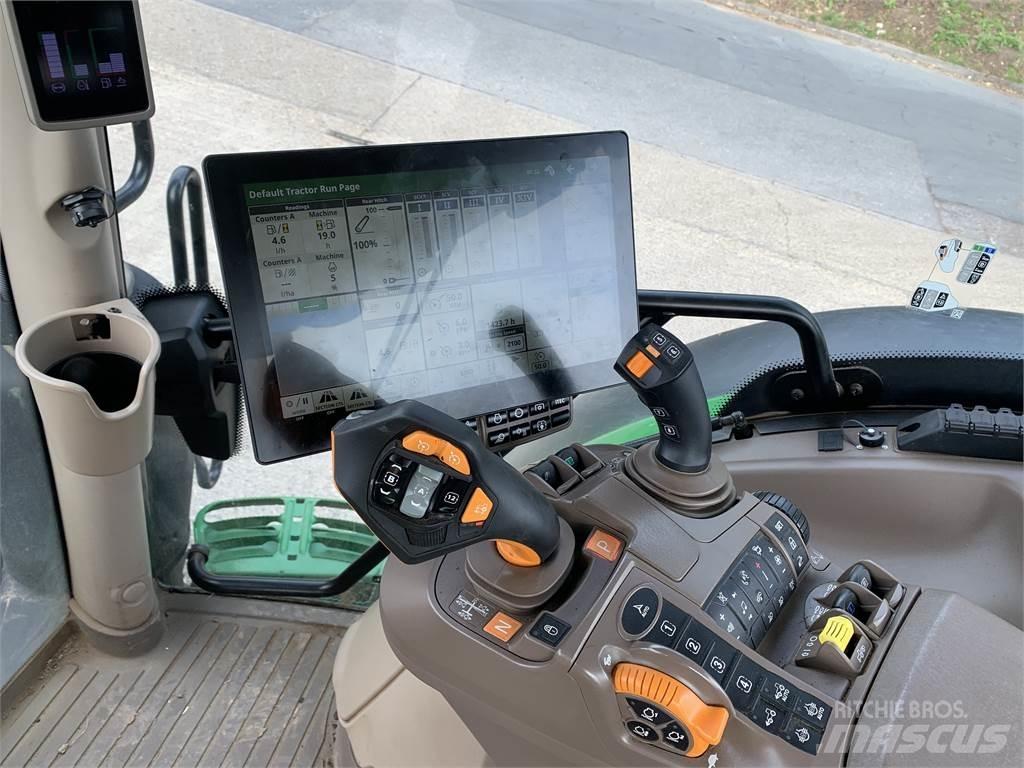 John Deere 6R215 Other farming machines