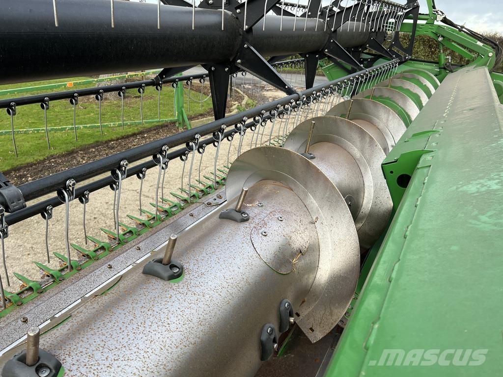 John Deere S685I Combine harvesters