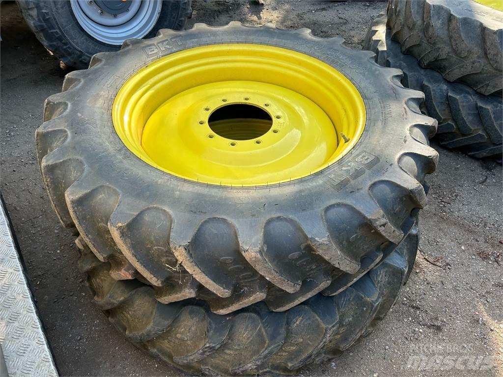 John Deere TYRES Other farming machines