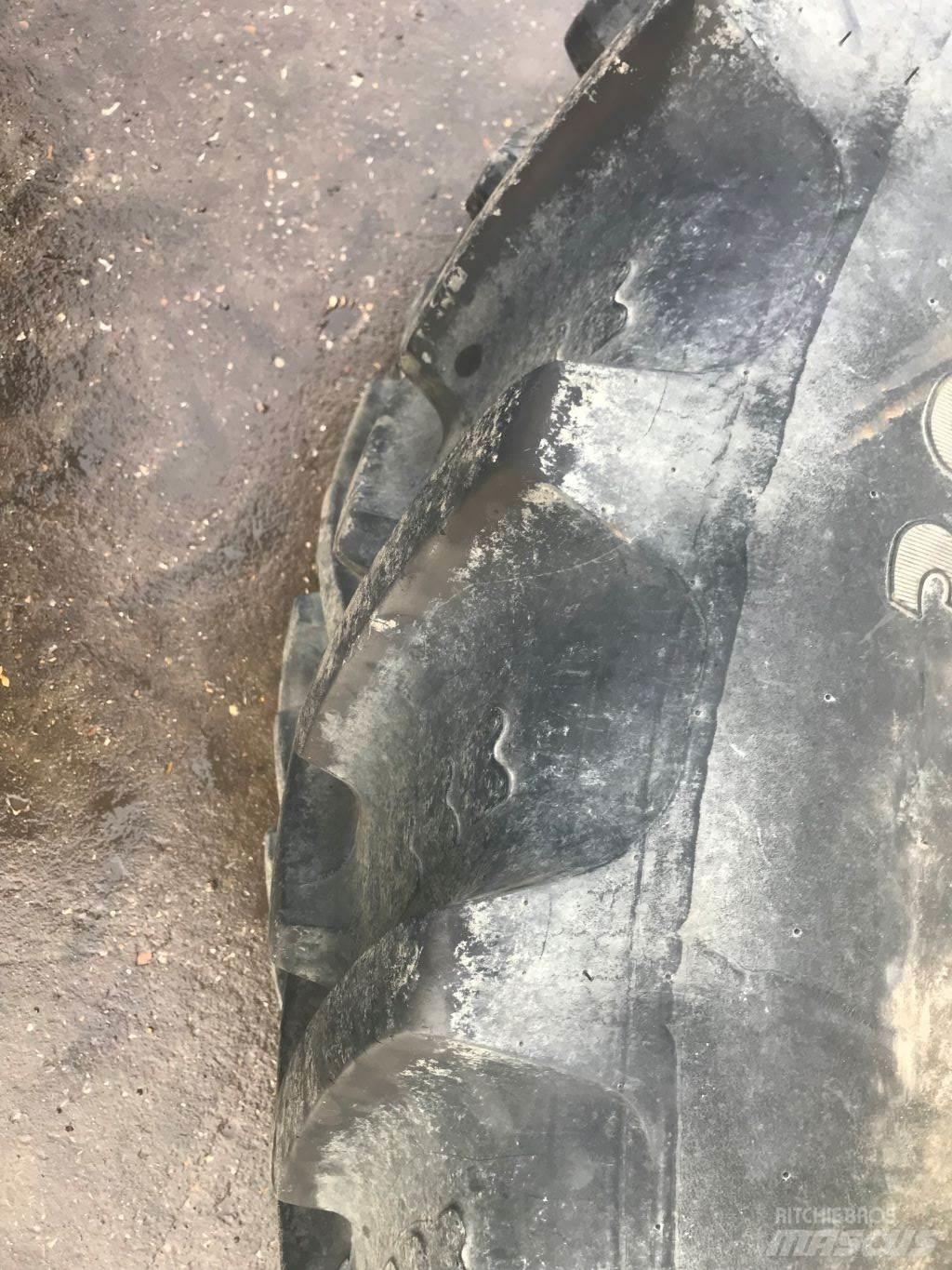  ROWCROP Tyres, wheels and rims