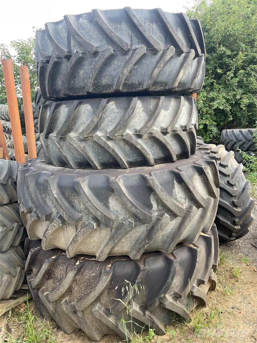  WHEELS Tyres, wheels and rims