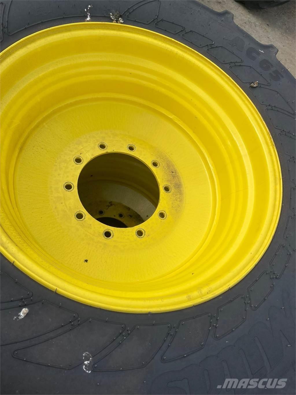  WHEELS Tyres, wheels and rims