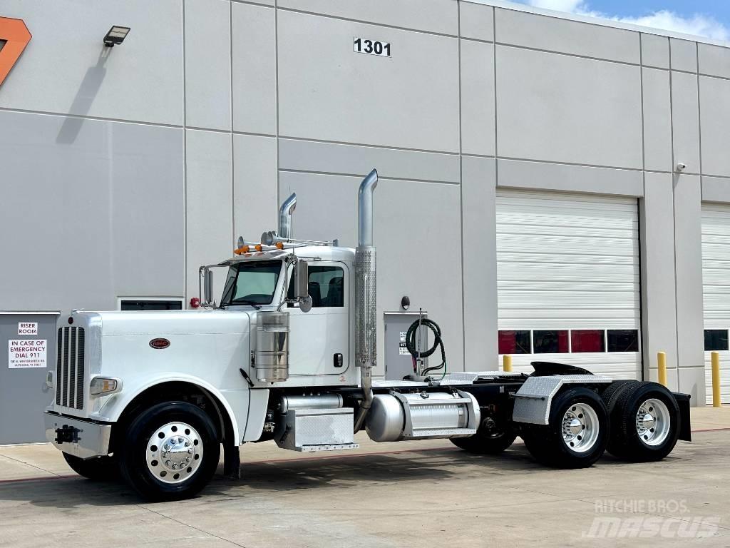Peterbilt 389 Truck Tractor Units