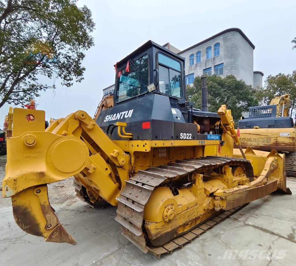 Shantui SD 22 Crawler dozers