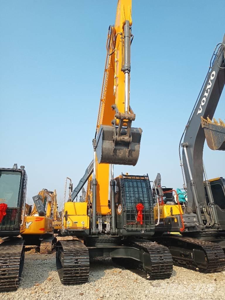 Hyundai 220 Midi excavators  7t - 12t