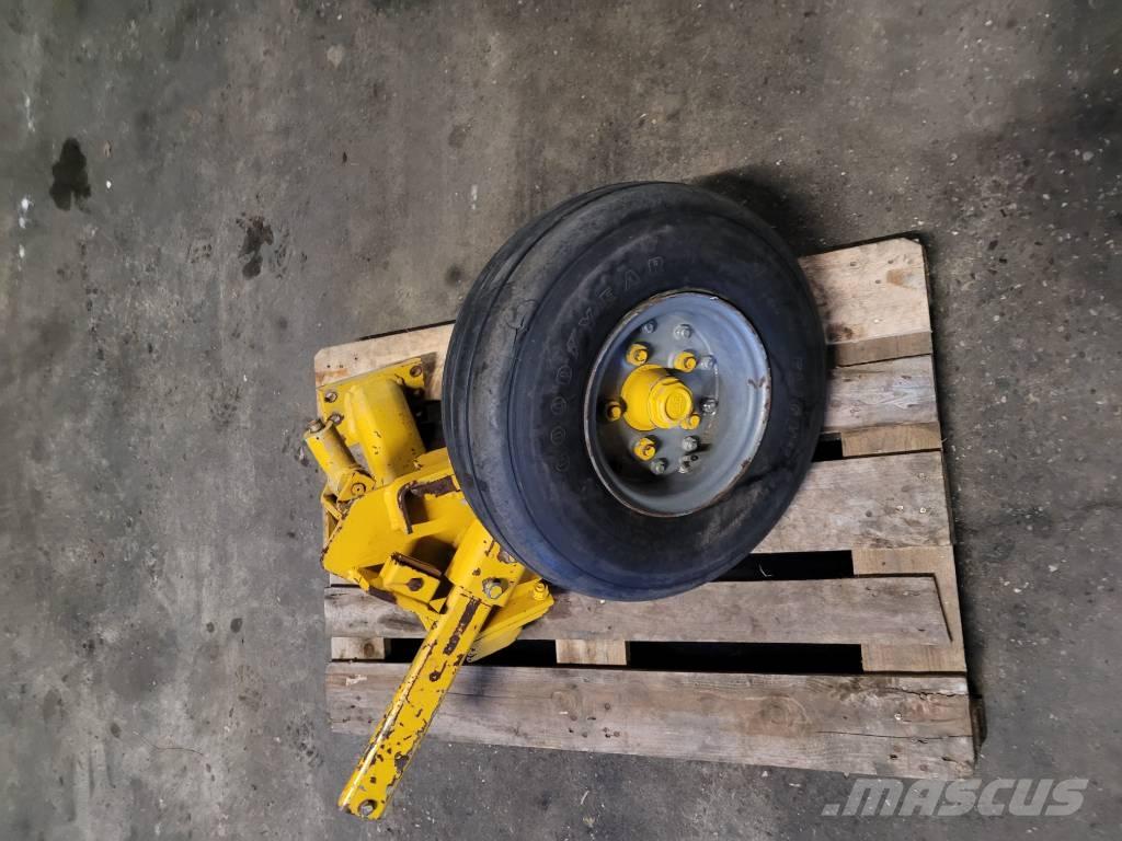 Rumptstad Ploeg wiel Reversible ploughs