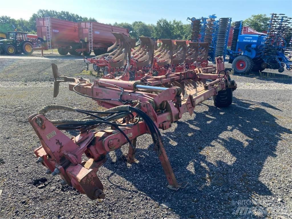 Brix Titan 6-Schar Ploughs