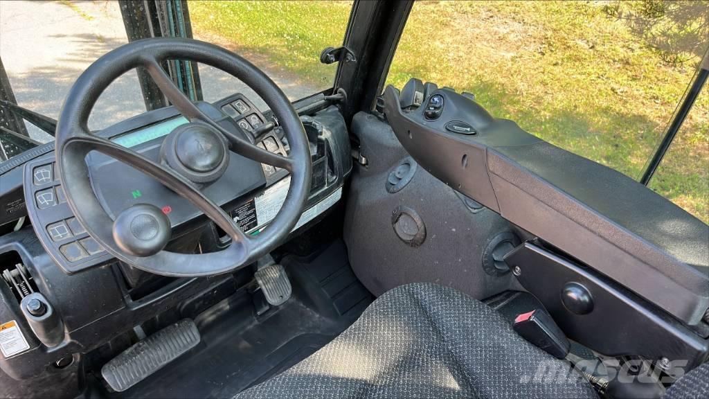 Yale GDP 25 VX Diesel trucks