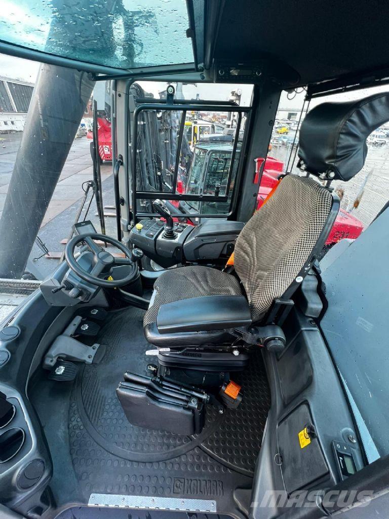 Kalmar DRG450-60S5 Reachstackers