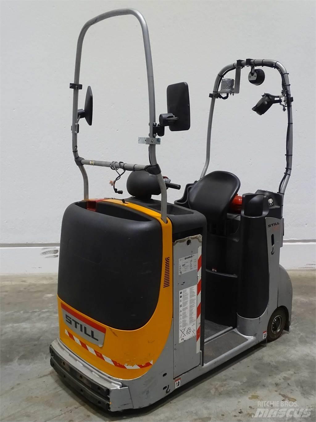 Still CX-T Towing truck
