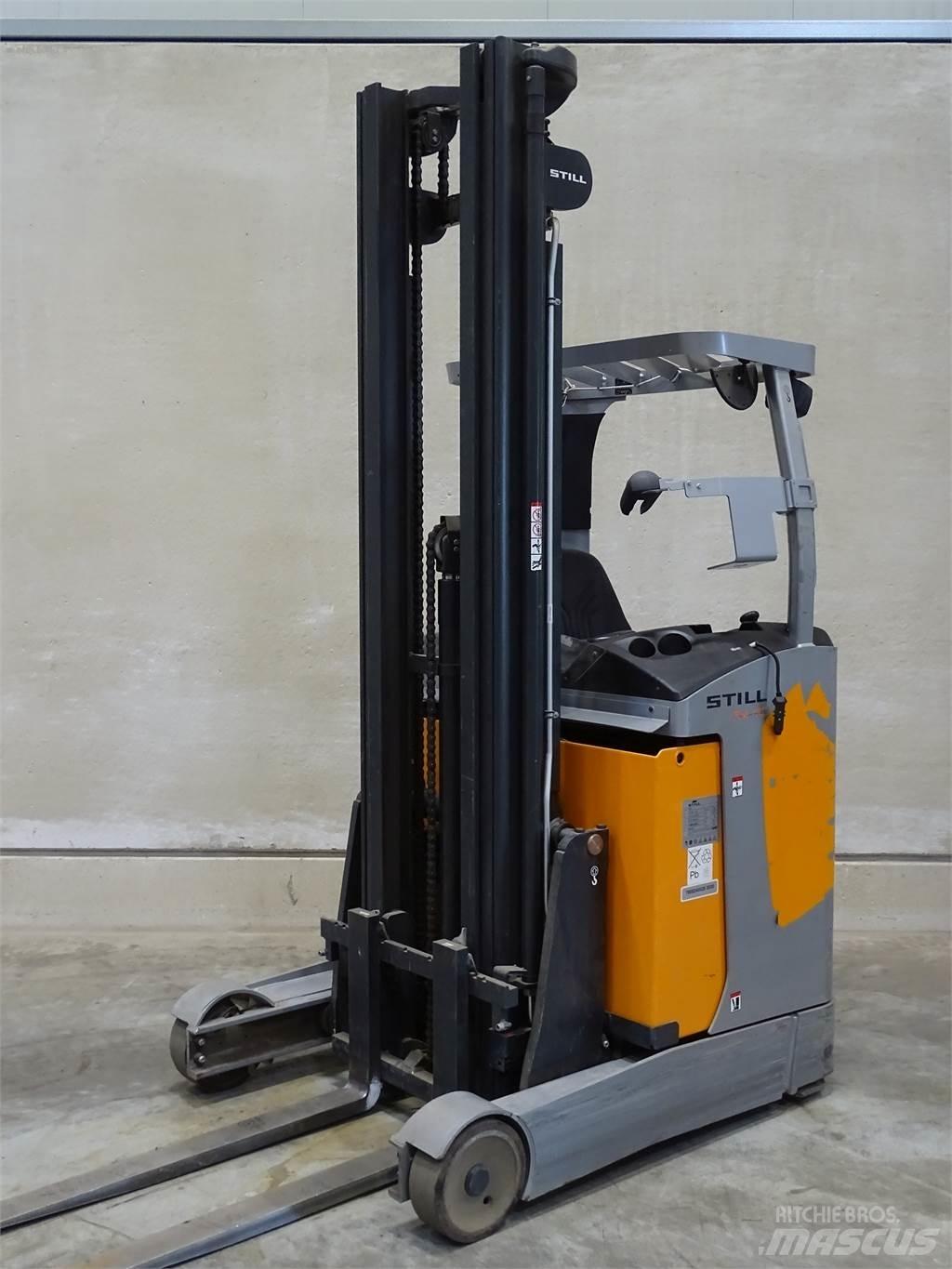 Still FM-X12 Reach truck