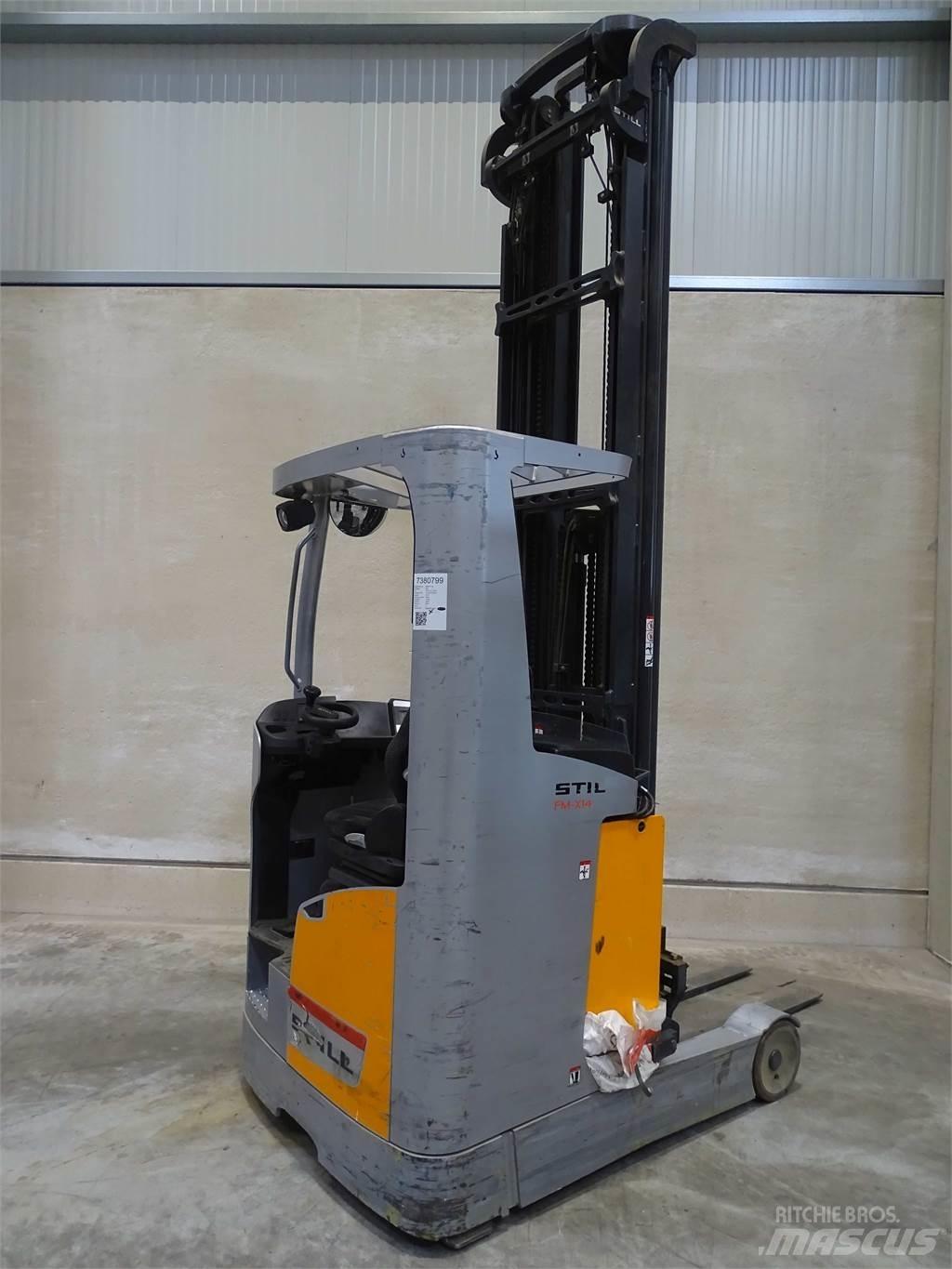 Still FM-X14 Reach truck