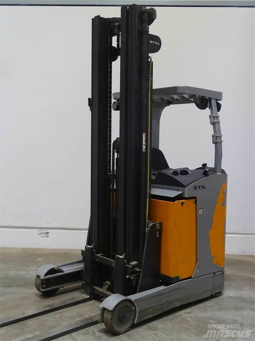 Still FM-X14 Reach truck