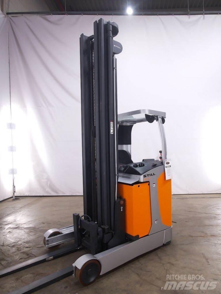 Still FM-X17 Reach truck