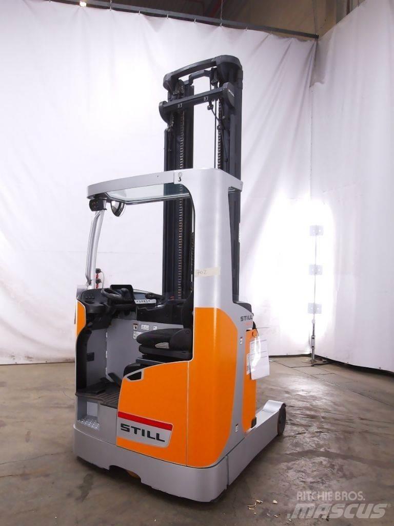 Still FM-X17 Reach truck