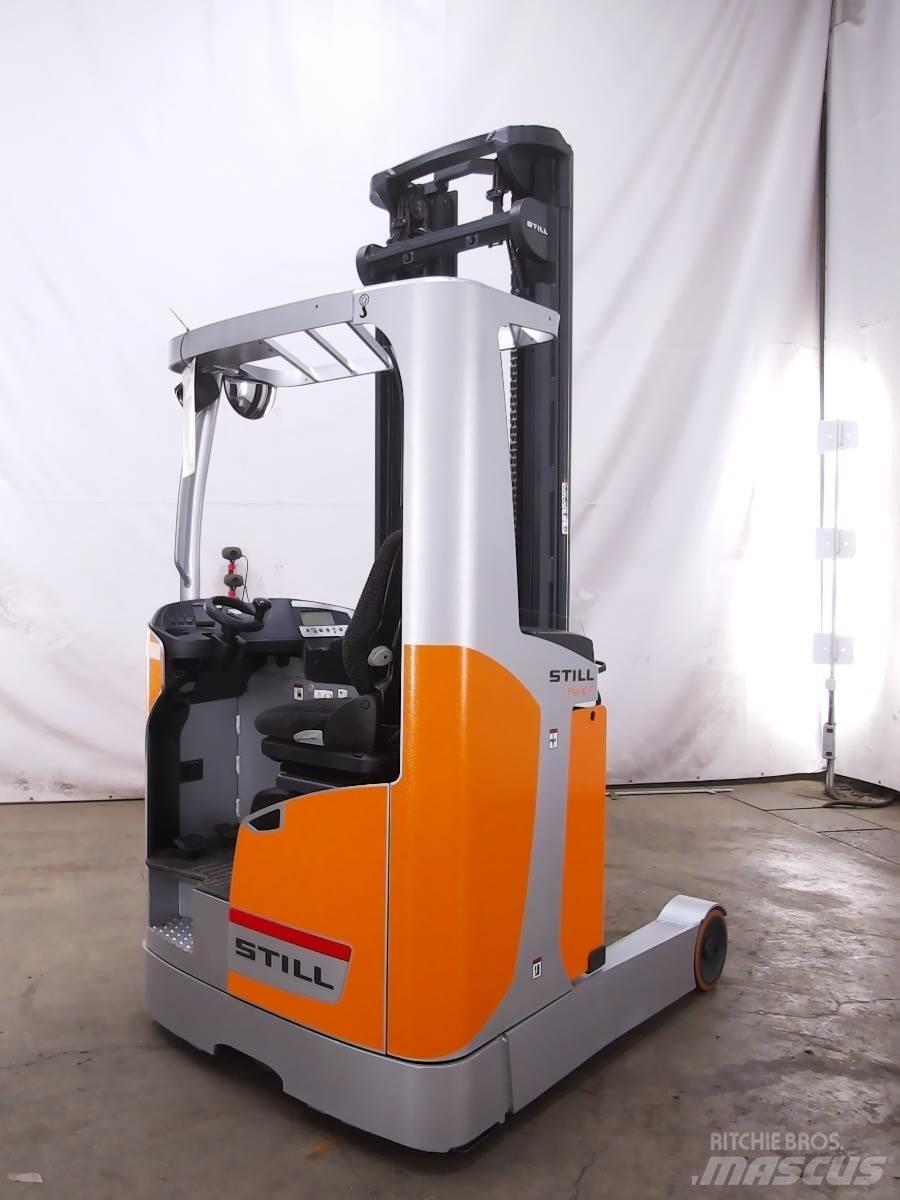 Still FM-X17 Reach truck