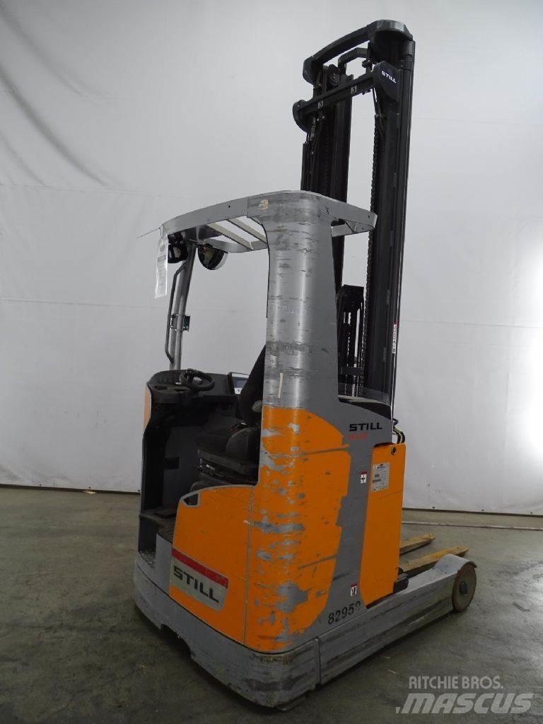 Still FM-X17 Reach truck