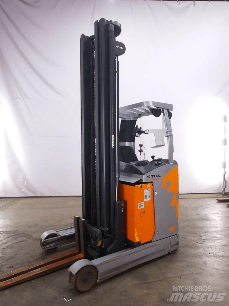 Still FM-X17 Reach truck