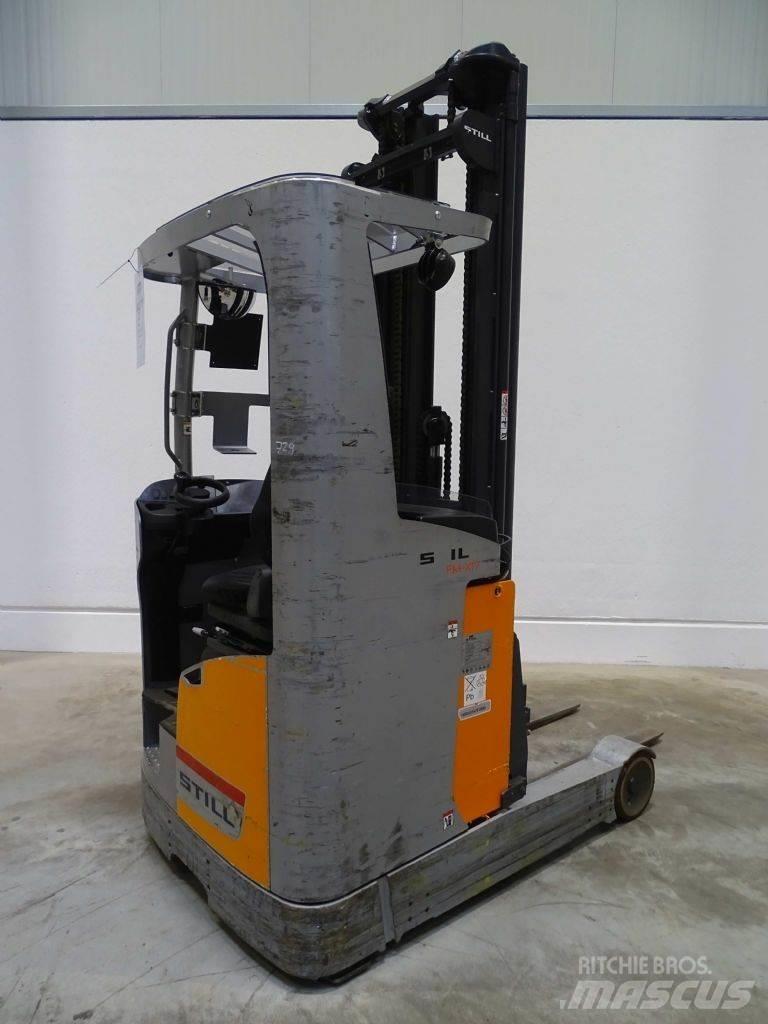 Still FM-X17 Reach truck