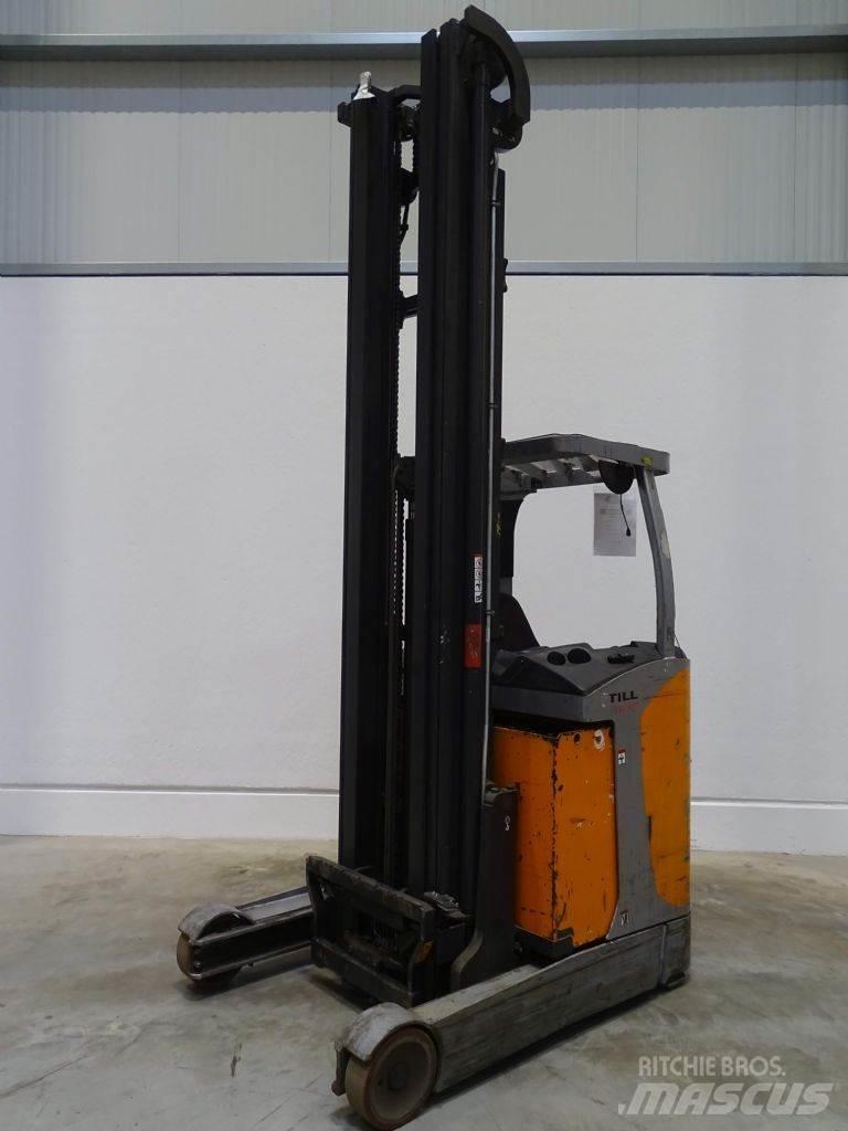 Still FM-X17 Reach truck