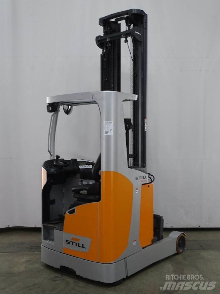 Still FM-X17 Reach truck