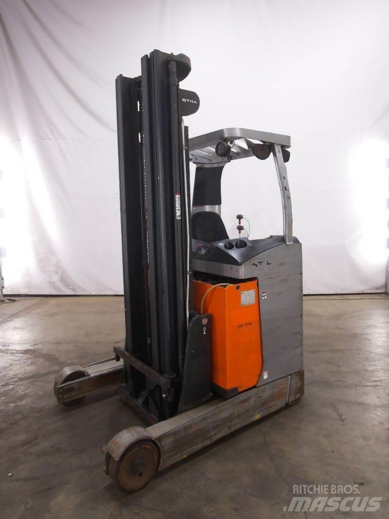 Still FM-X17 Reach truck