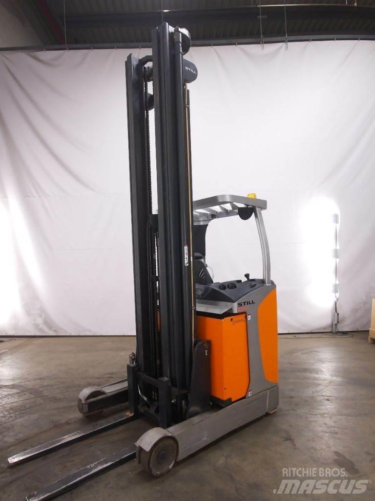 Still FM-X17 Reach truck