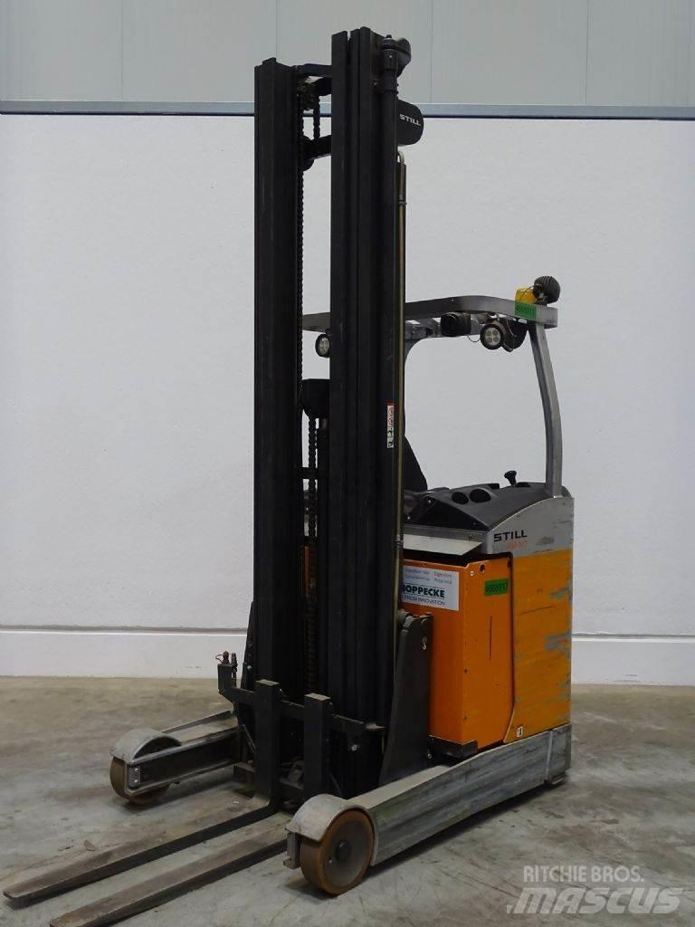 Still FM-X17 Reach truck
