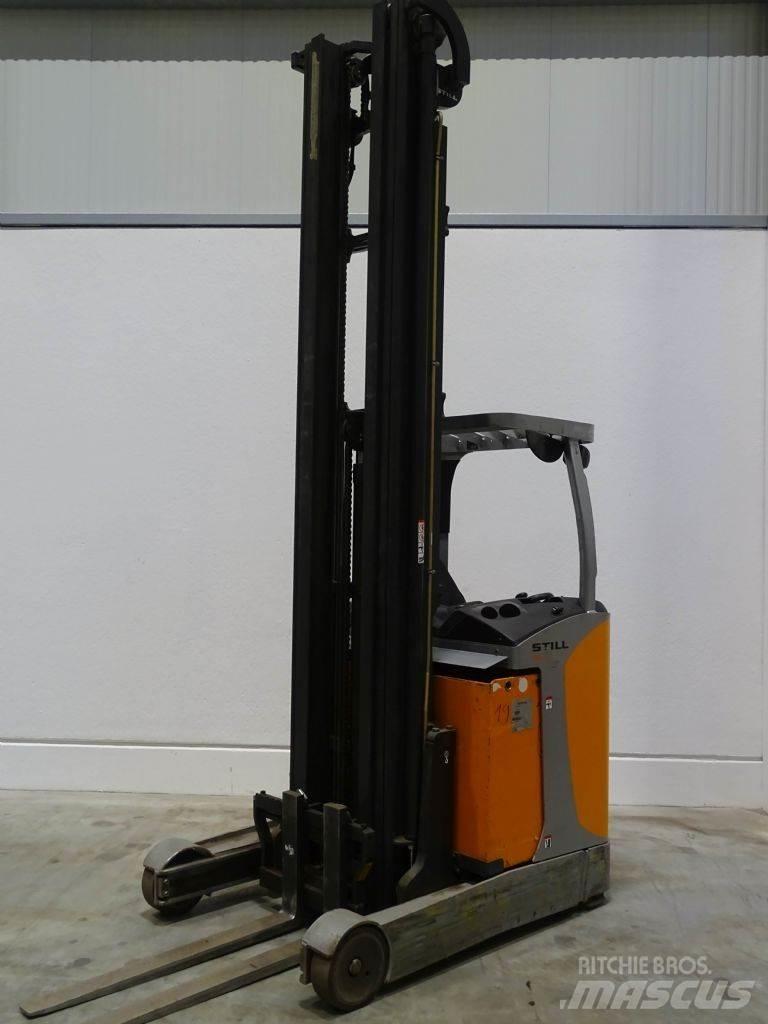 Still FM-X17 Reach truck